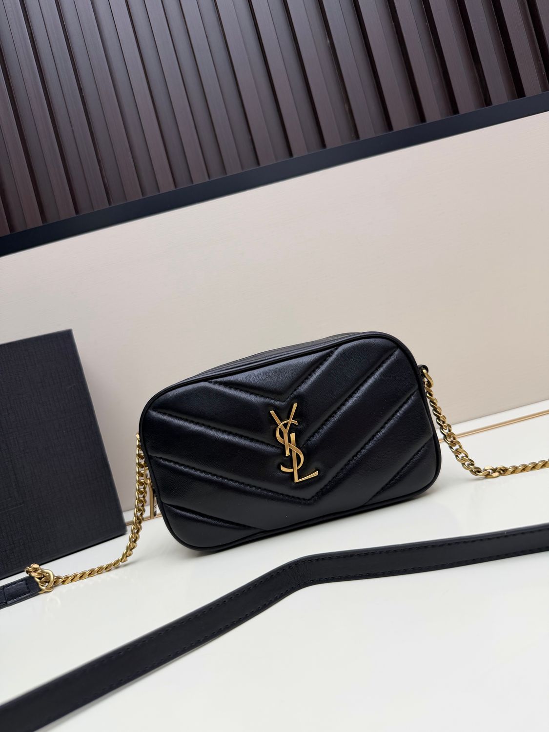 Yves Saint Laurent loulou quilted leather small women shoulder bag REIE09