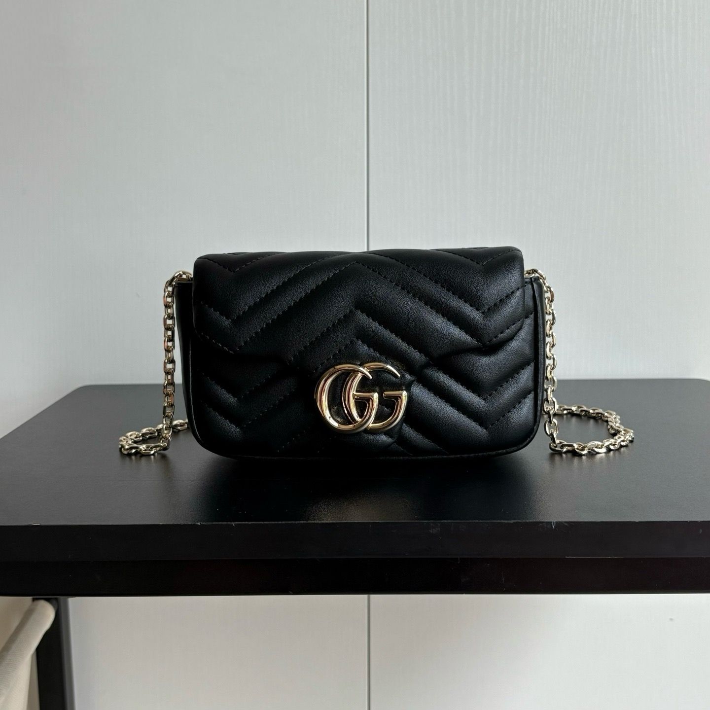 Gucci marmont matelasse mini women shoulder bag GHCE27