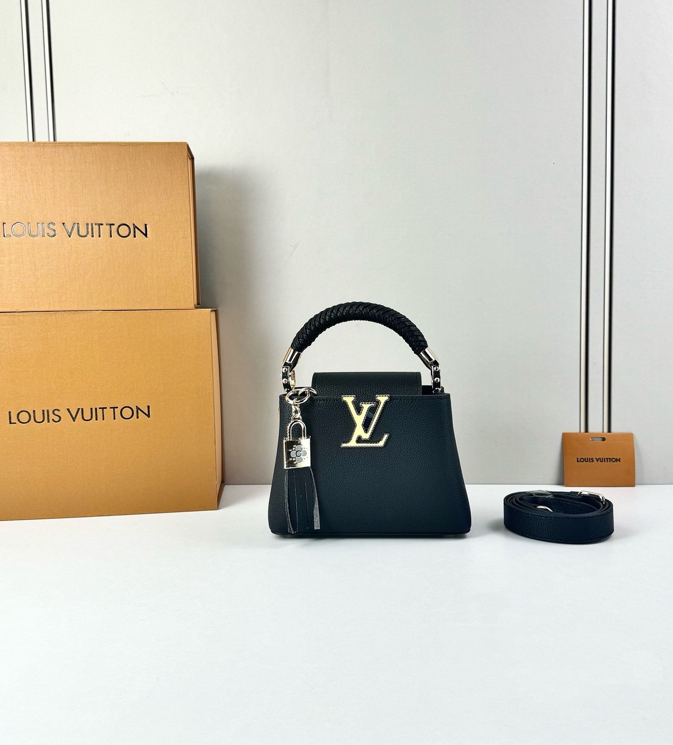 Louis Vuitton capucines mini women crossbody bag ODTF08