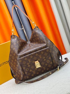 Louis Vuitton meris monogram women shoulder bag OIBF05