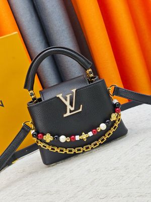 Louis Vuitton capucines bb whyknor mini women crossbody bag ODTF12