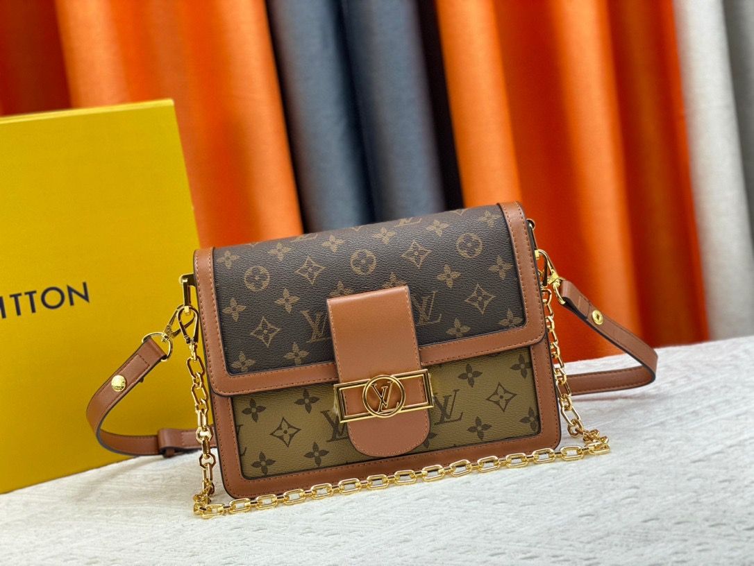 Louis Vuitton dauphine mm crossbody bag ODTF17