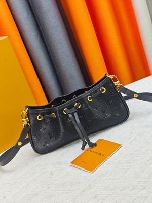 Louis Vuitton nano frivole shoulder bag OIBF09