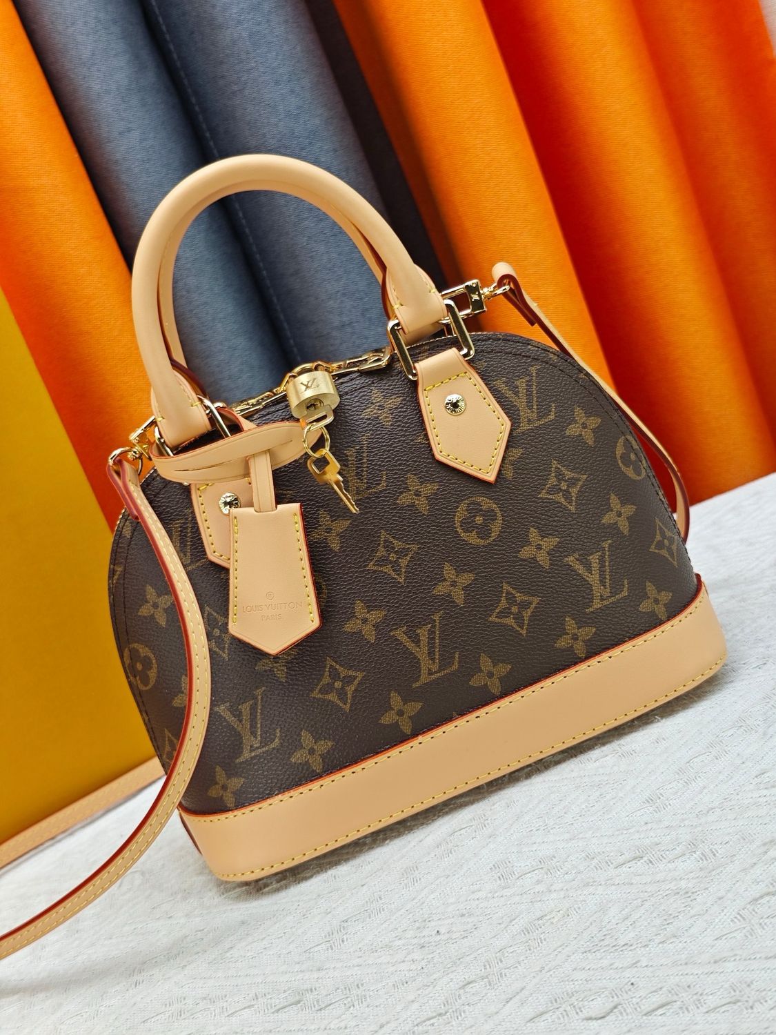 Louis Vuitton alma bb crossbody bag ODTH01