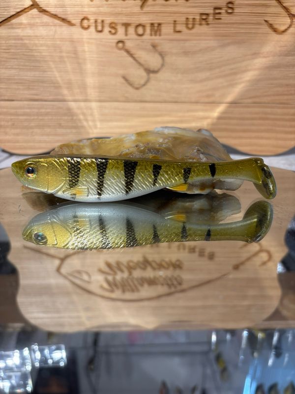 Phantom 5 - Mjolnir Perch