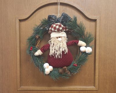 🎄 Christmas Wreath with Santa Gnome – approx. 40 cm