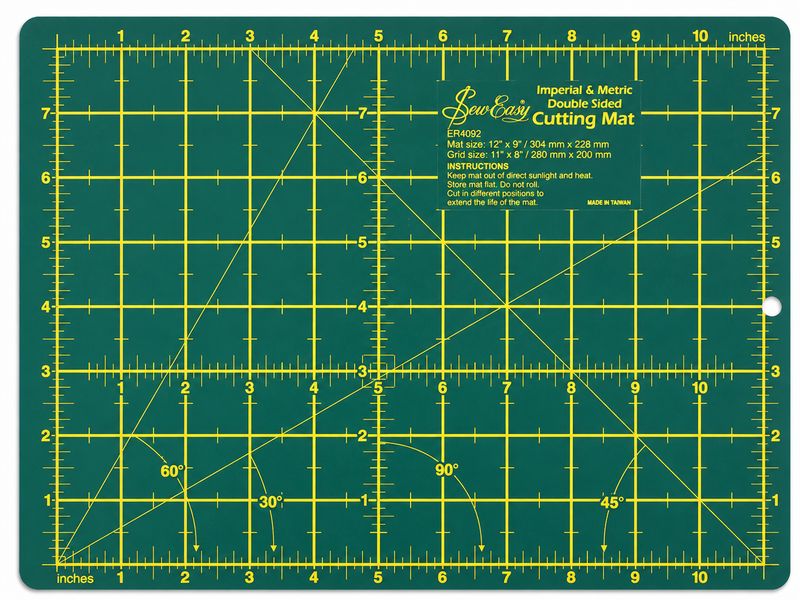 ✂️ Sew Easy Dubbelsidig Skärmatta 304 × 228 mm (12" × 9")