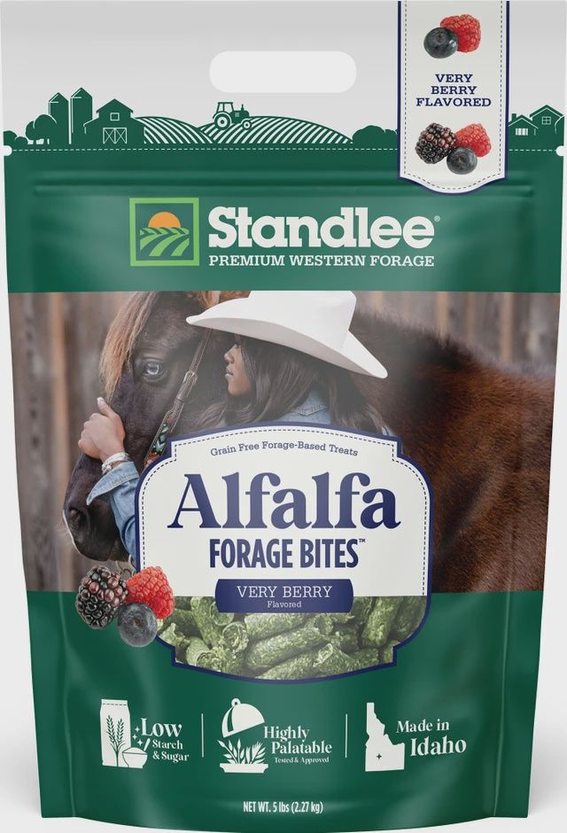 Standlee Alfalfa Forage Bites Very Berry