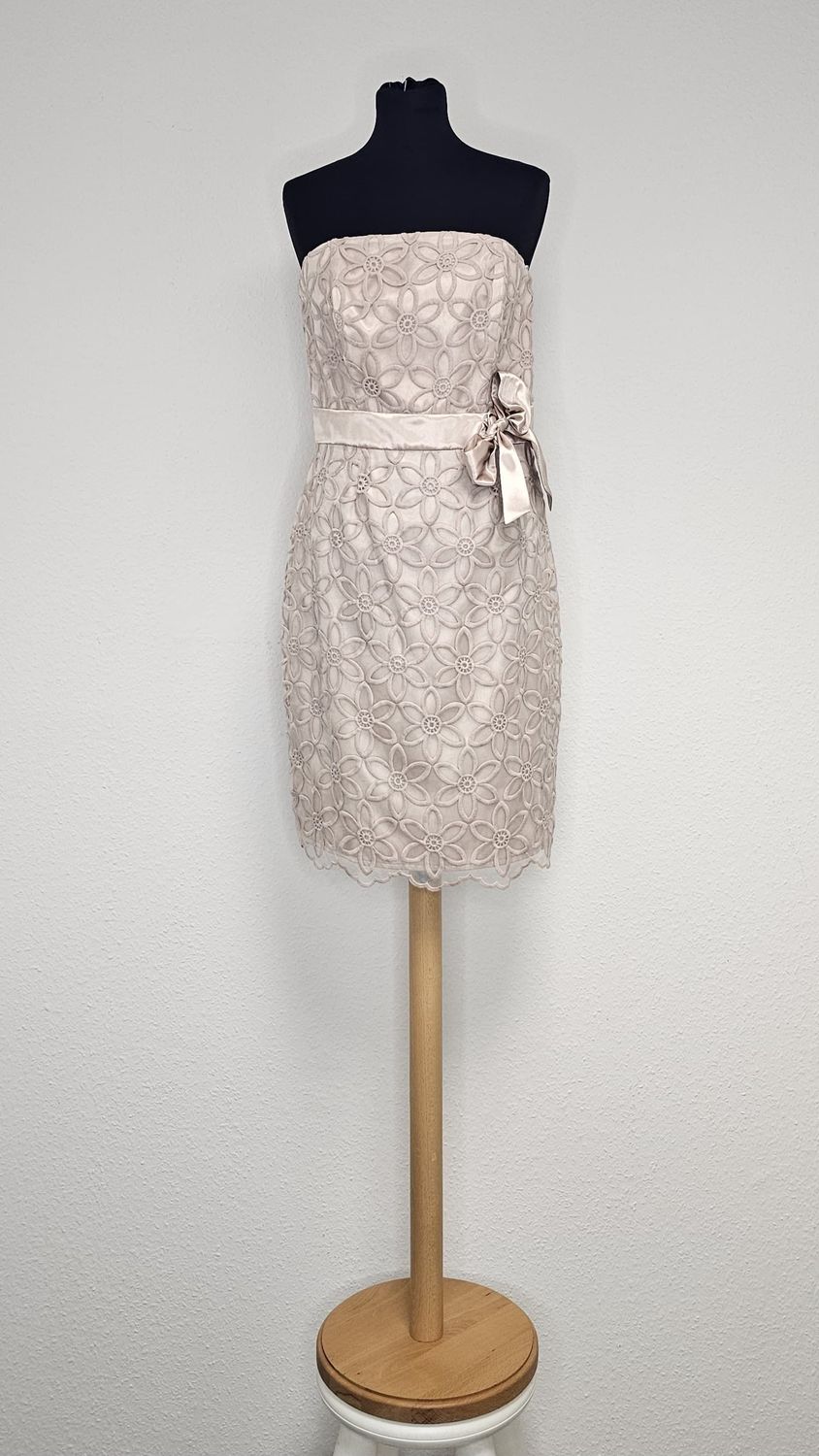 Kleid Beige
