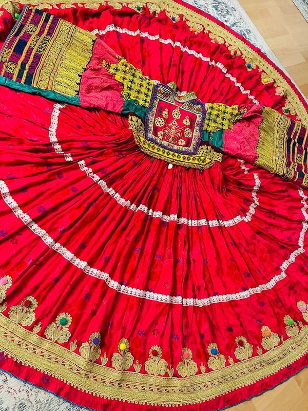 Kleid Kuchi