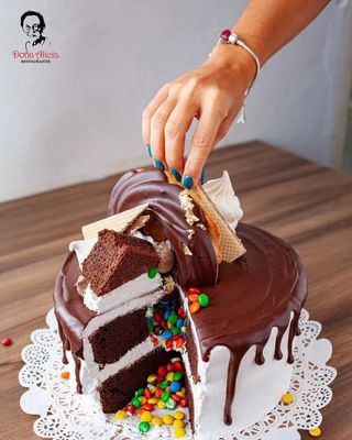 Dulcería-Panadería-Mercado