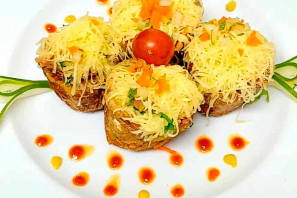 Stuffed Tostones with Ham Mousse (Serving of 4)
