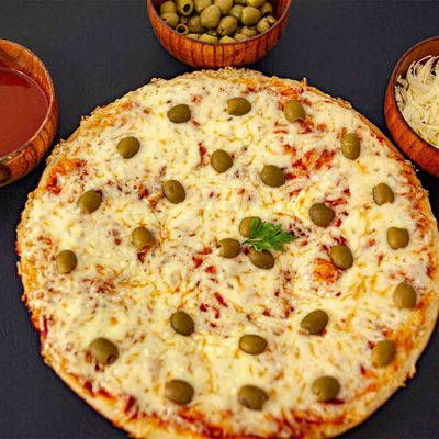 ​Green Olive Pizza (30 cm)