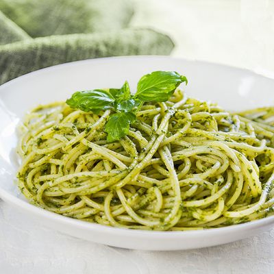Spaghetti with Pesto Sauce