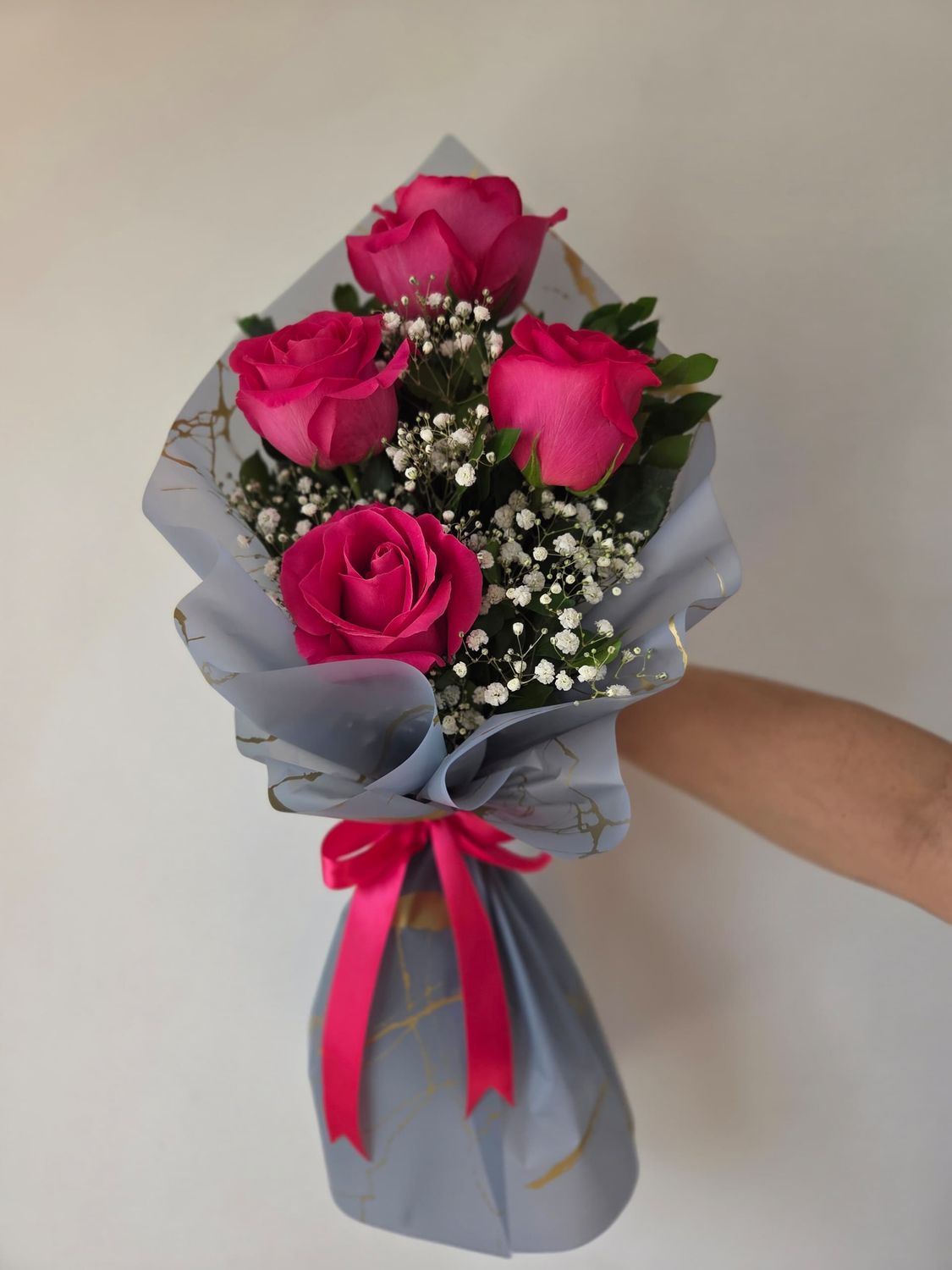 Arreglo de 4 Rosas