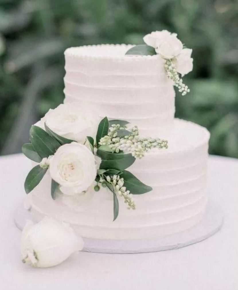 Cake de 2 niveles con Flores