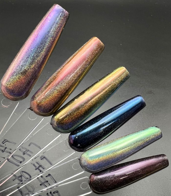Color shift moon chrome