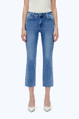 Mid Rise Straight Leg Raw Hem Crop Jeans | BAYEAS