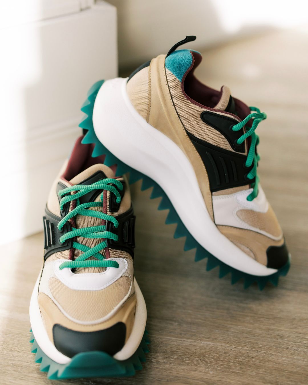 Green Modern Sneakers