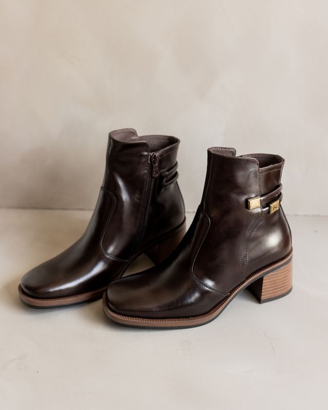 Manolete Moro Brown Bootie I411303D
