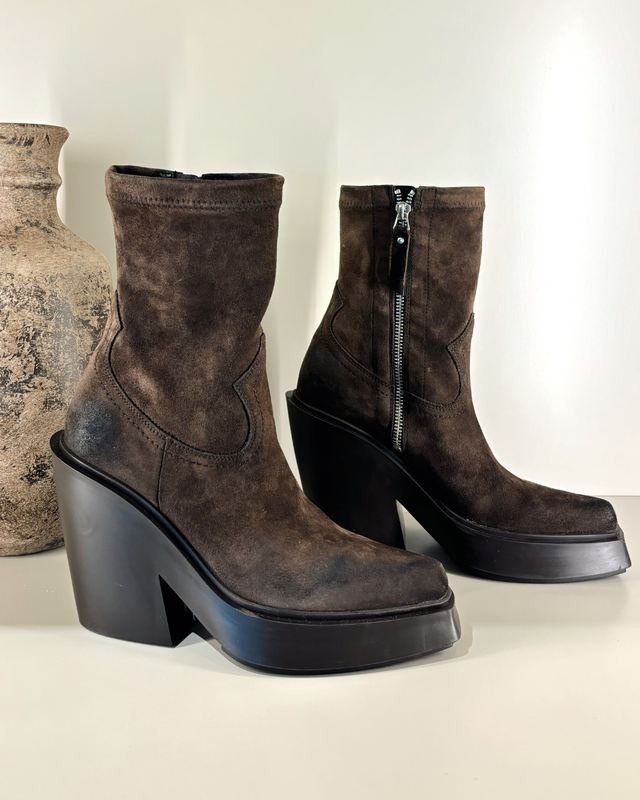 Magnifico Brown Western Bootie