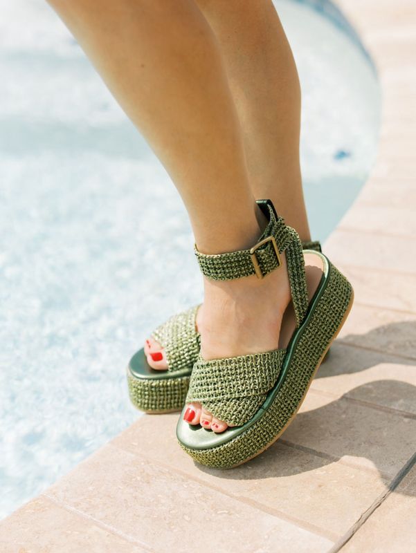 Verde Platform Raffia Sandal