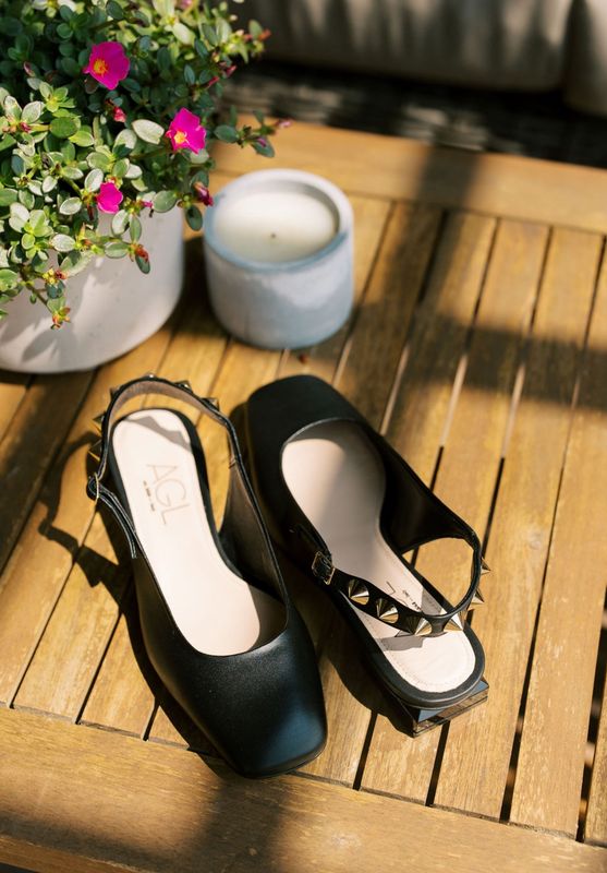 Spike Angie Nero Slingback Flat