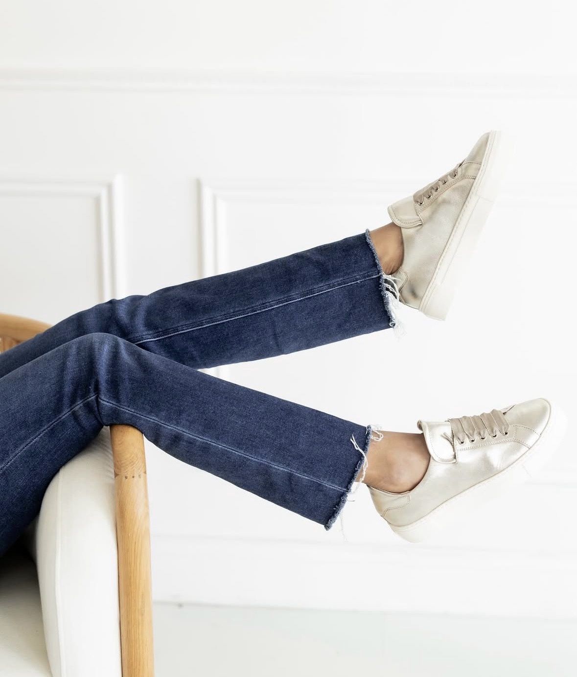 Edda Sandy Milk Sneaker