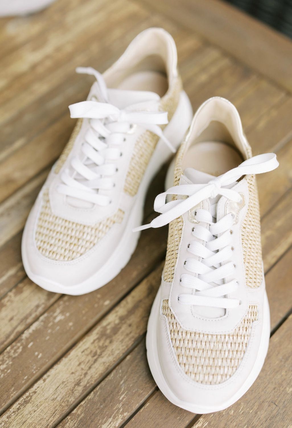 Straw and Milk Sneaker L147M