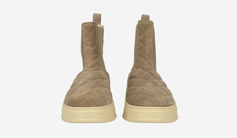 Giuly Beat Quilted Taupe Bootie
