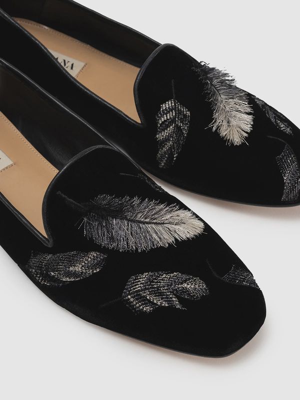 Velvet Gigi Smoking Feather Slipper