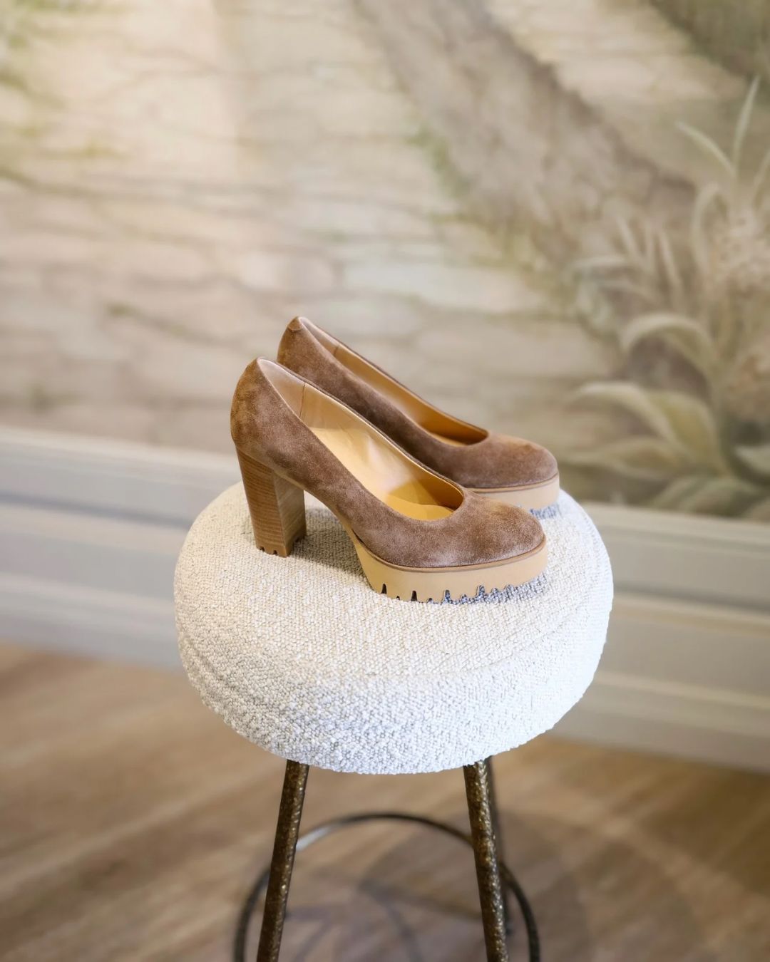 Fiabesca Classic Sensory Farro Tan Pump 3901
