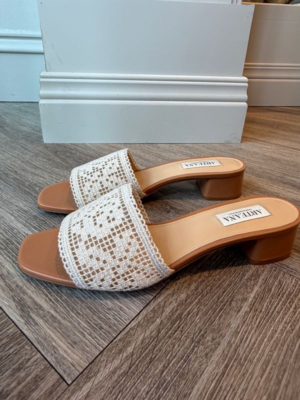 Clio 30 Block Heel Ivory Slide