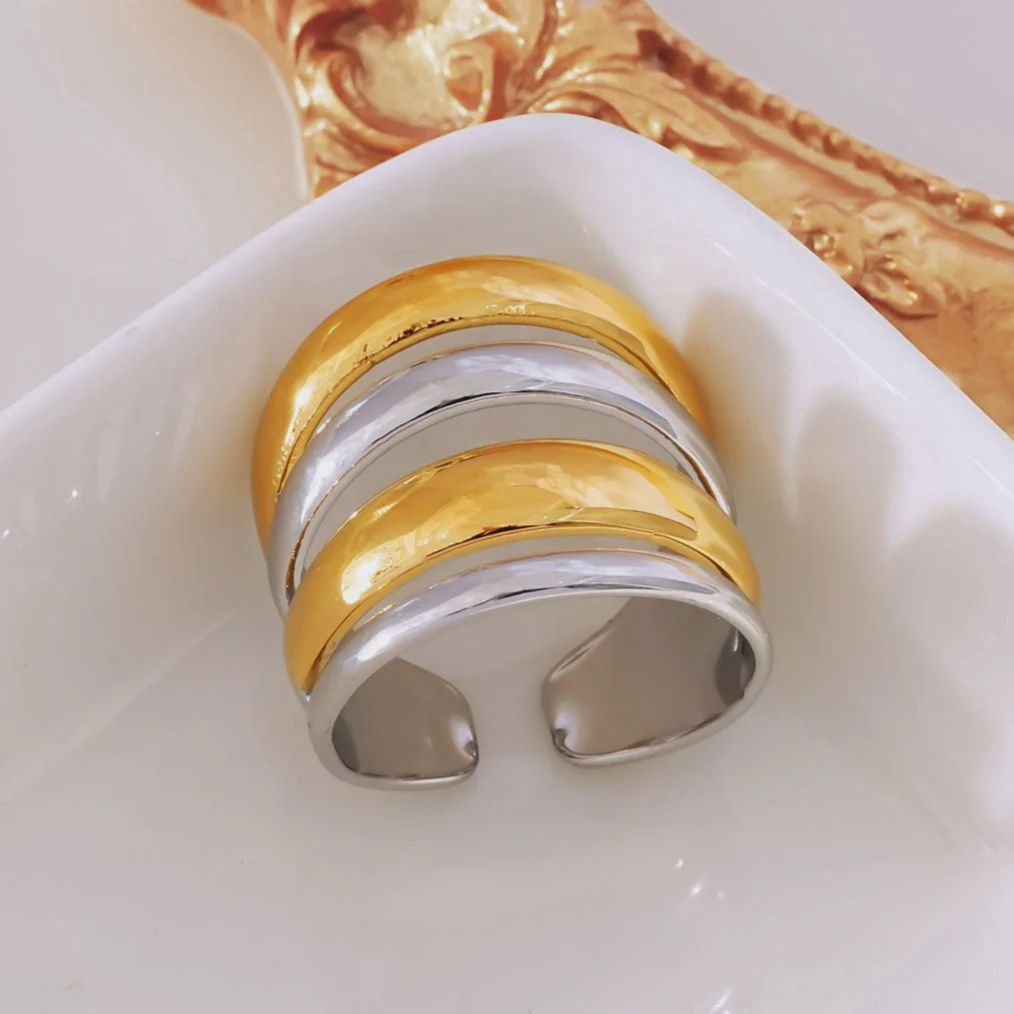Maket Mixed Metal Ring