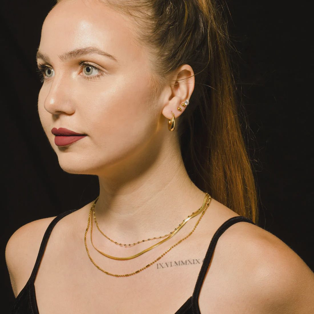 Iris Necklace