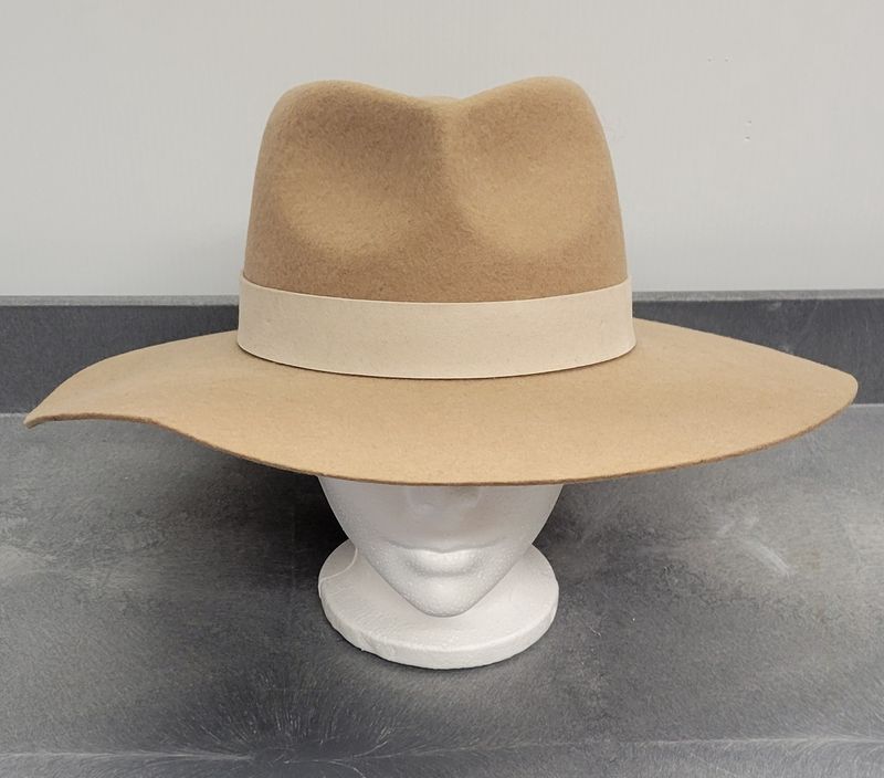 ASA  Suede / Stud Hat