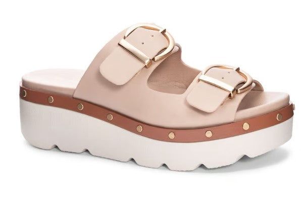 Surf's Up Smooth Shoe