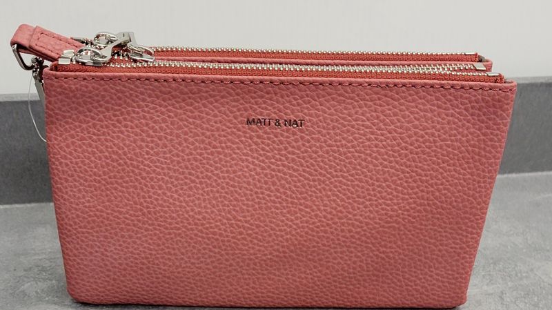 Triplet-Purity Crossbody