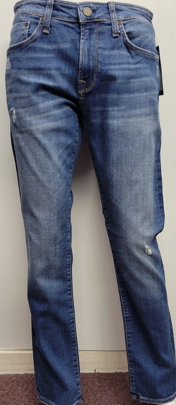 Zach LT Destructed Authentic Vintage