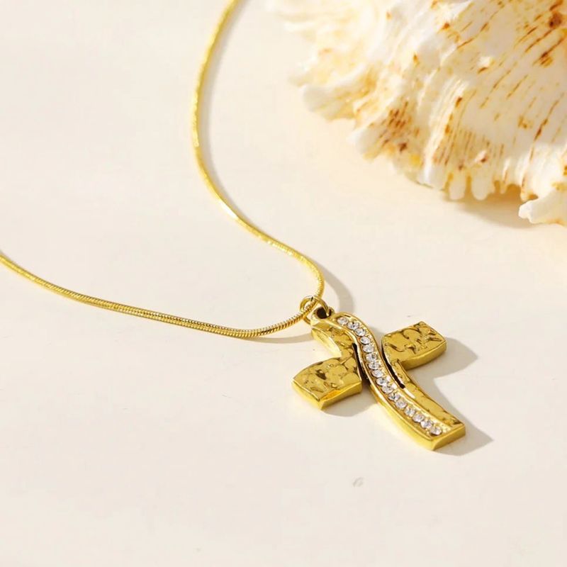Arcassa Necklace
