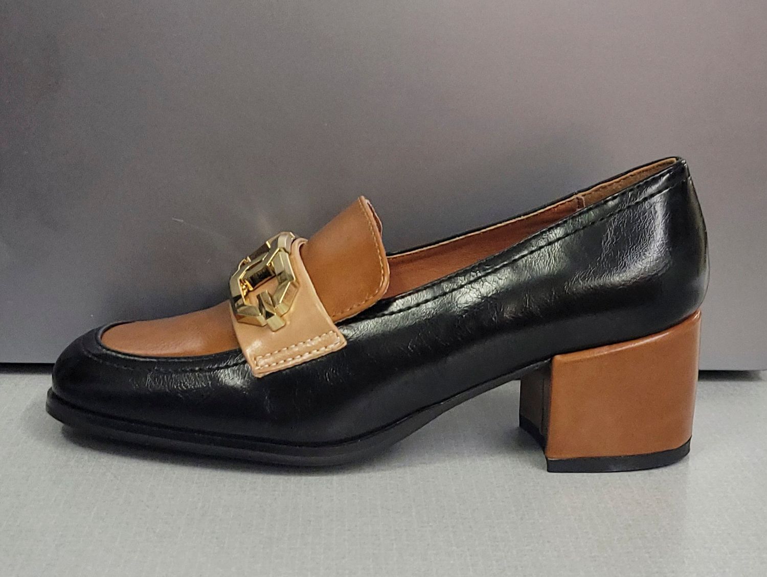 GLB-2 Two Tone Loafer