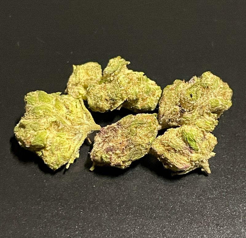 Flower: Alien Mints THC: 26% (14)g Hybrid