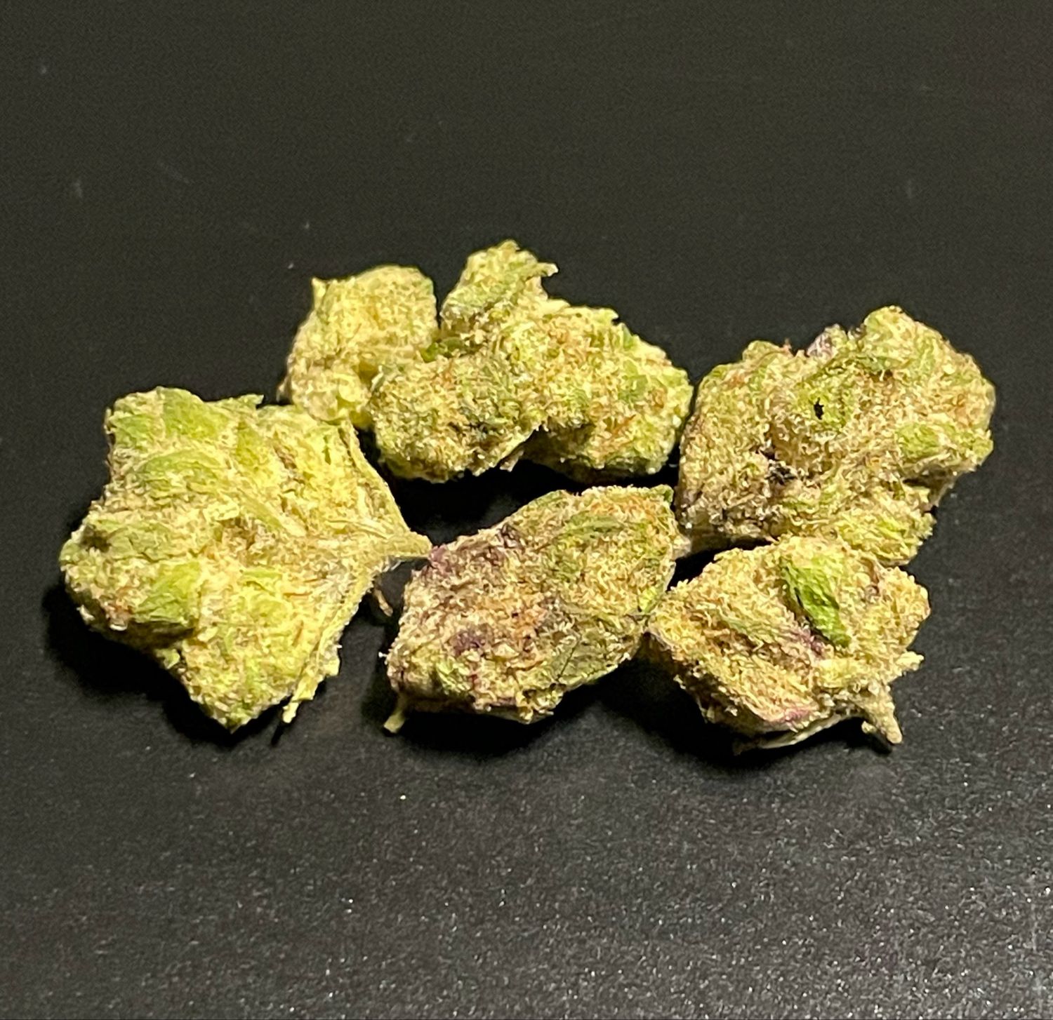 Flower: Alien Mints THC: 26% (14)g Hybrid