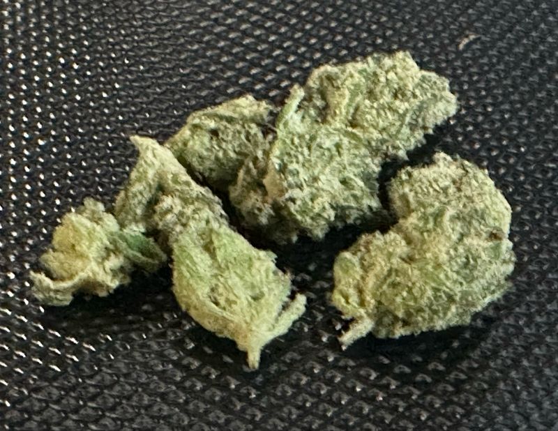 Flower: GG4 THC: 25% (3.5)g Hybrid