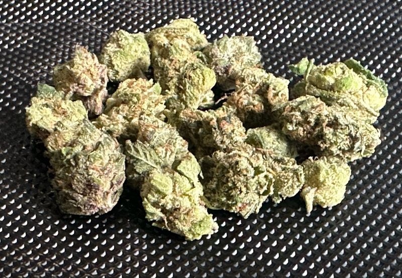 Flower: Octane THC: 25% (14)g Hybrid