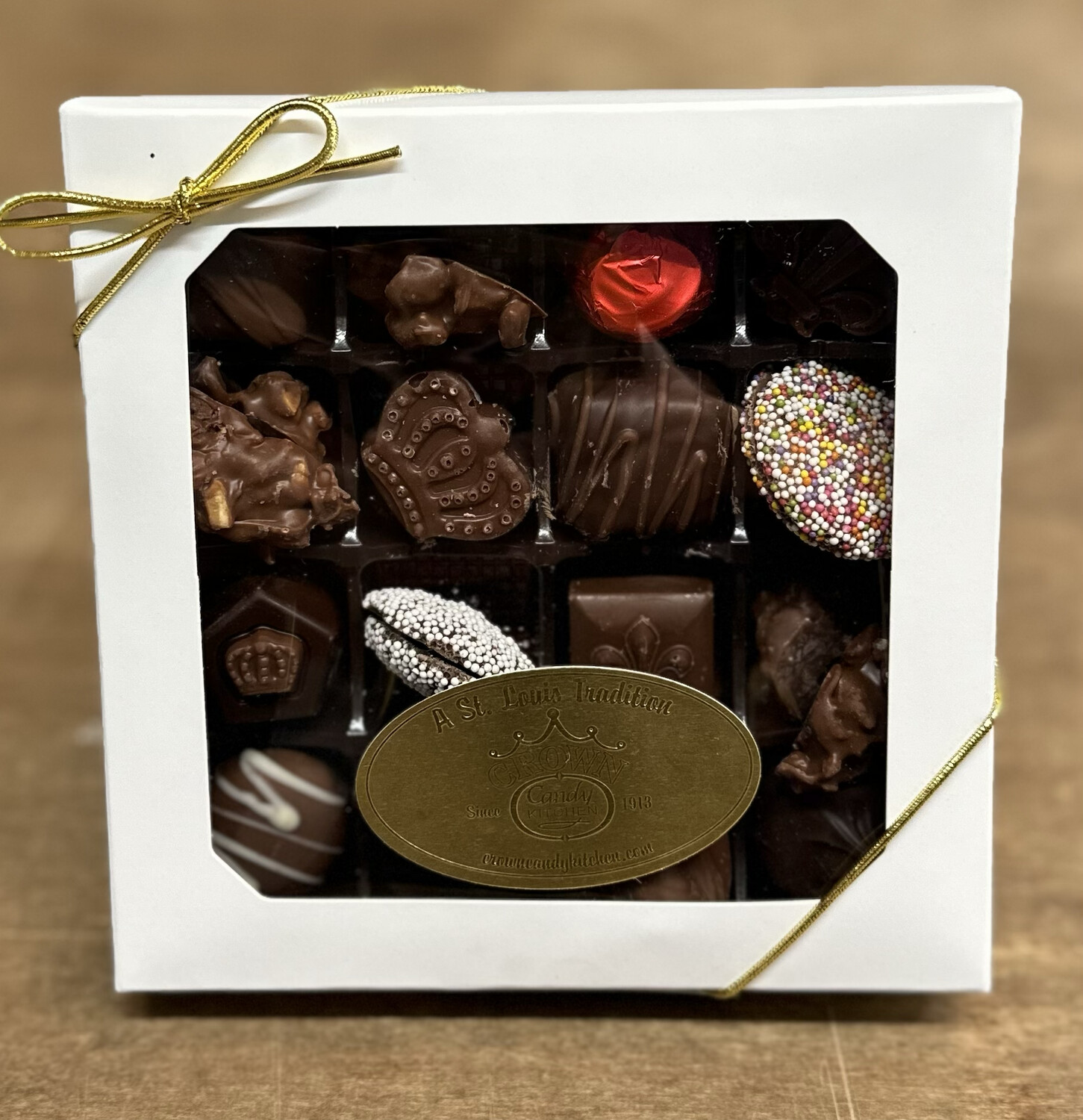 ASSORTED CHOCOLATE GIFT BOX - HALF LB
