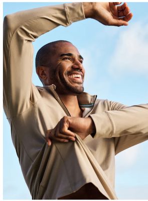 Tori Richard Shoreline Zip Pullover - Tradewind Technology in Nutmeg