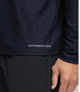 Southern Tide brrr°®-illiant Performance Long Sleeve T-Shirt in Caviar Black