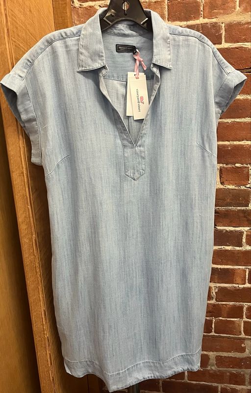 Vineyard Vines Margo Harbor Shirtdress in Light Acid Wash