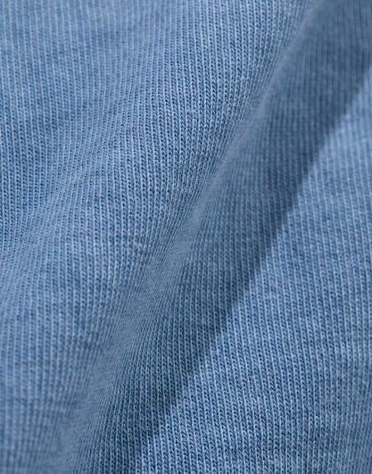 Vineyard Vines Garment-Dyed Surf Pocket Tee in Flag Blue